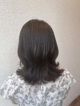 エルサフィロ ヨドヤバシ(el zafiro yodoyabashi) 20代30代40代50代ワンカール×小顔カット×レイヤーカット