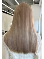 エゴル ナゴヤサカエ(ENGOL NAGOYA SAKAE)&nbsp;新美蓮/ミルクティーベージュ/ブリーチ/ハイトーン