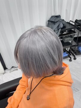 REEED 渋谷店　メンズ縮毛矯正/ニュアンスパーマ【リード】【4/3 NEW OPEN（予定）】 《メンズブリーチカラー》グレーシルバー