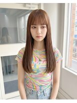 零秒女髪 千里丘店&nbsp;艶髪が輝く上品なナチュラルストレートロング髪質改善艶感
