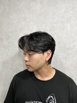 ピース(PEACE)&nbsp;前下がりセンターパート