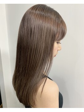 ルプラ カルム(le-pla Calme) つやラベンダーベージュ♪