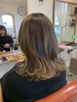 モカ ヘアーデザイン(moca HAIR DESIGN)&nbsp;ハイライトを入れたグレージュ