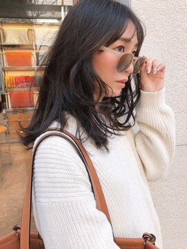 ノク(nok) ネイビーアッシュ_厚めバングローライトスリークボブ