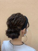 コワフュールエミカ(coiffure EMIKA) シニヨンヘアアレンジ