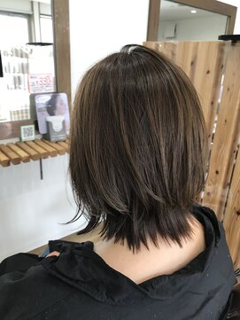 エイトクラージュ(eight courage) ミディアムローレイヤー