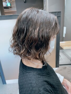 ナナ なかもず店(nana) 重めウェーブボブ