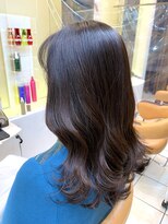 クオリス 上板橋店(QUALIS) 大人女性 外ハネウェーブ巻き 艶髪艶カラー