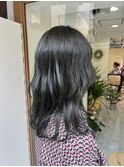 オリーブグレージュ×レイヤー