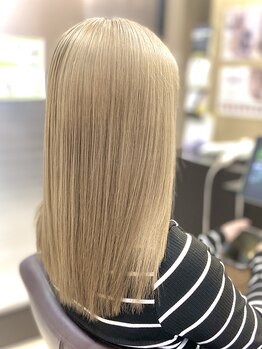 アレラ(Arrera)の写真/≪ハイライト/インナーカラー/Wカラーも お任せ！≫あなたの魅力を引き出すオシャレCOLORをご提案します♪