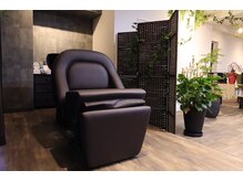 木陰のヘアクラフト(木陰のhair craft)の雰囲気（首が痛くならないタイプのフルフラットシャンプー台です◎）