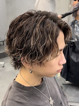 フィフスパーク(fifth PARK) 渋谷緩め波巻きスパイラルパーマメンズハイライトカラー