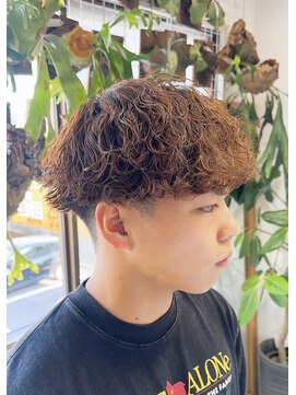 レム(LEM) 波巻きスパイラルで作るプードルパーマ