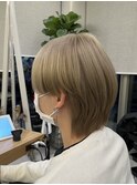ミルクティーベージュ