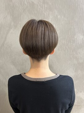 マッシュショート/マットグレージュ