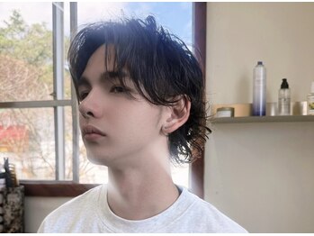 ラス(ras.)の写真/清潔感も、こなれ感も。朝のセットまで楽になるメンズヘア