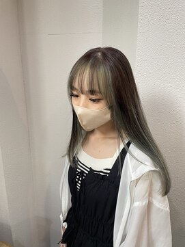 ナンバーフォーナチュラル 戸祭(NO4 natural) 77. ミントオリーブ/ストレートロング/顔周り/ナチュラル