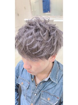 ウーロス(uros.) 小顔ショート