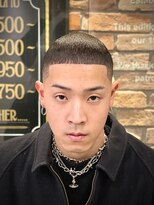 ヒロギンザバーバーショップ 丸の内店(HIRO GINZA BARBER SHOP)&nbsp;イージーパーマ×バズカット【東京駅/フェードカット】
