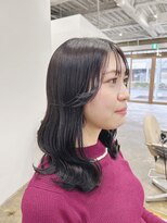 ビルド(build)&nbsp;くびレイヤーグレージュ小顔似合わせカット斜めバング20代30代