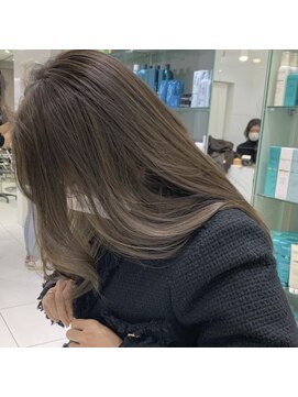 トニーアンドガイ 原宿店(TONI & GUY) 柔らかく透けるグレージュ