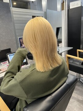 メンズサロン キング 梅田店(Men’s salon K!ng) ホワイトメッシュ/ツイスト/ツイスパ/パーマ/メンズ/眉毛