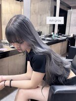 メゾン 心斎橋店(Maison)&nbsp;二度見されちゃう！アッシュグレー@midori_maison