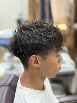 フィールリノ(FEEL lino) メンズカット、スパイラルパーマ、マッシュスタイルパーマ