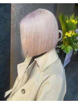 リノ(RLINO) ホワイト/ボブカット