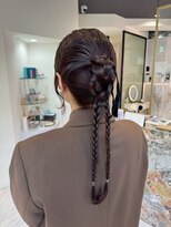 モナ 髪質改善(MONA) 【MONA】お呼ばれヘア/カチモリ/韓国風/三つ編み【栄駅】