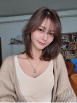 レリーリズ 大阪梅田(Rely Liz) レイヤーカット アッシュベージュ 髪質改善