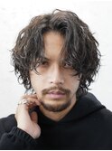 渋谷波巻きパーマ束感ツイストスパイラル無造作メンズパーマ色気