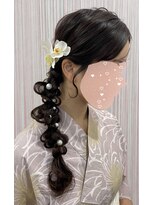 ベルグロー 北新地(BELLEGROW)&nbsp;パールサイド編みおろし｜梅田・北新地ヘアセット