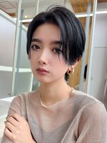 アフロート ディル(AFLOAT D'L)&nbsp;大人かわいい 小顔 前下がりショート ハンサムショート