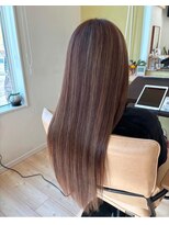 アイノベル(‘Inovel’)&nbsp;カット＋カラー＋ハイライト＋トリートメント