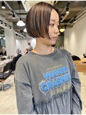 ハイライトショート  ミニボブ  切りっぱなしボブ　前下がりボブ