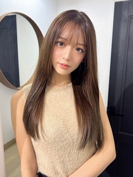 ビビバイベル(BiVi by BHEL) 桑名ロングレイヤーカットハッシュカット透明感カラー重めロング