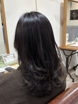 サンバイセライロ 千葉(SAN. by celilo) [千葉駅/髪質改善カラー/レイヤーカット/前髪カット/学割U24]