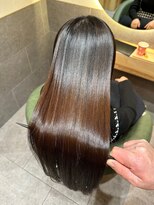 セントラル 三宮店(central) 【神戸三宮】潤いと艶を極めたプレミアム美髪ケア髪質改善