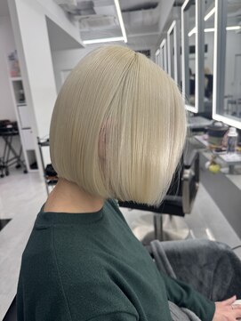 テイス 新宿(TACE) [新宿駅/ココアベージュ/クラゲヘアー/オリーブグレー]