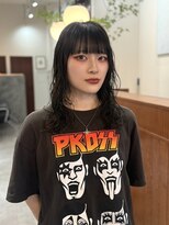 エラ(Ella)&nbsp;お手入れ楽チンツヤ束感ニュアンスミディ