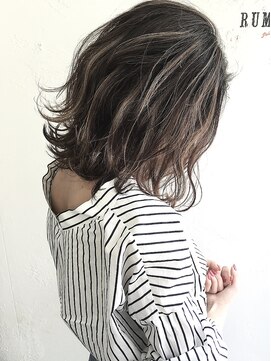 ルモア(RUMOR) Rumor×外国人ハイライトカラー『アッシュベージュ』