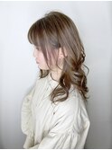 ハイトーングレージュ