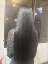 ストレートパーマ専門店 ビタミナポストマン 艶々スーパーロングヘアー