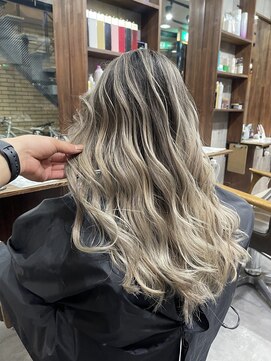 ラフ(LAFF) #黒髪#ボブルフ#ネビージュ#小顔#ワンレン