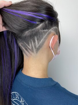 キラ(KIRA) フェード女子　ラインアート