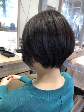 ビースリー ロア ショートボブ2022/4/14