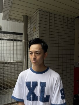 ウェルネス(Wellness) スキンフェード、アッシュグレー、ノーパート