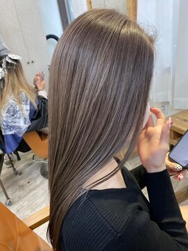 ラゴム 池袋(LAGOM) ブリーチ1回でできるグレージュカラー[池袋/髪質改善]