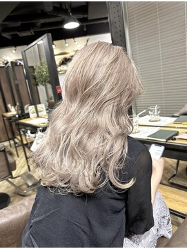 アルカナ 明治神宮前原宿(ARCANA) 切りっぱなしボブ エアリーロング 美髪 ピンクブラウン